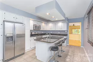 111 Clubwood Ct, Asheville, NC 28803 - Photo 9