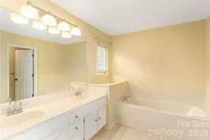 111 Clubwood Ct, Asheville, NC 28803 - Photo 19