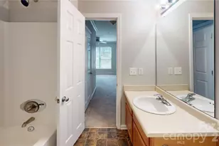 537 Donatello Avenue, Charlotte, NC 28205 - Photo 7