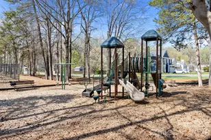 8701 Kirkley Glen Ln, Charlotte, NC 28215 - Photo 47