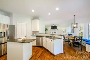 3570 Weddington Oaks Dr, Matthews, NC 28104 - Photo 11