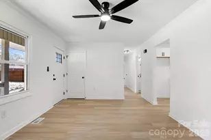 3319 Fincher Blvd, Charlotte, NC 28269 - Photo 3