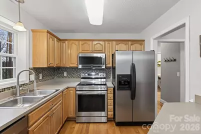 4927 Gateway Drive, Claremont, NC 28610 - Photo 5