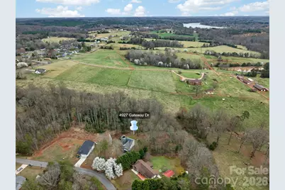 4927 Gateway Drive, Claremont, NC 28610 - Photo 23