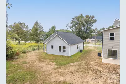 405 E Henderson Street, East Spencer, NC 28039 - Photo 29