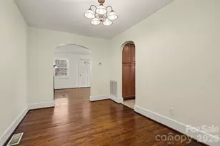 2530 E 7th St, Charlotte, NC 28204 - Photo 11