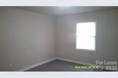 359 15th Street W, Newton, NC 28658 - Photo 7