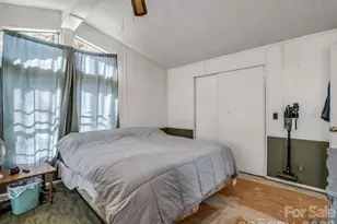 122 Hotel Hill Dr, Landrum, SC 29356 - Photo 11