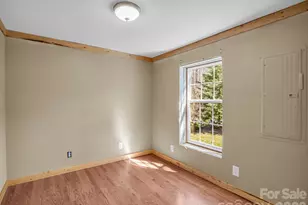 122 Hotel Hill Dr, Landrum, SC 29356 - Photo 17