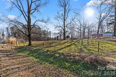 2319 Otis Dellinger Road, Lincolnton, NC 28092 - Photo 9