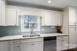 4804 Cedar Ct, Gastonia, NC 28056 - Photo 9