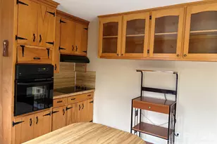 2137 23rd St Dr SE, Hickory, NC 28602 - Photo 3