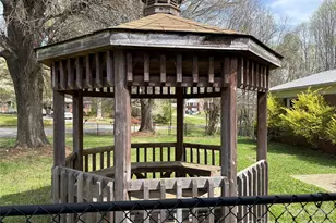 2137 23rd St Dr SE, Hickory, NC 28602 - Photo 17