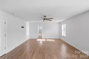 2013 White Cypress Ct, Charlotte, NC 28216 - Photo 23