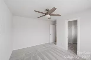 2013 White Cypress Ct, Charlotte, NC 28216 - Photo 35