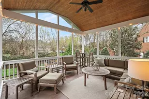 8710 Oakthorpe Dr, Charlotte, NC 28277 - Photo 33