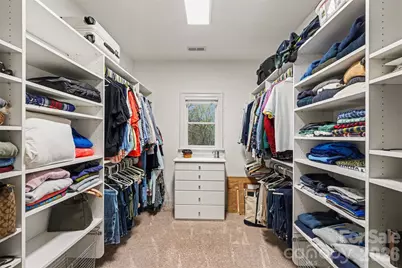 8710 Oakthorpe Drive, Charlotte, NC 28277 - Photo 17