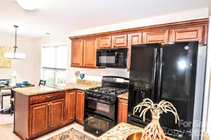 504 Bass Ln, Charlotte, NC 28270 - Photo 5