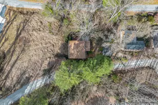 109 Seneca Blvd, Hendersonville, NC 28739 - Photo 33