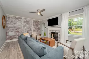 203 State St, Charlotte, NC 28208 - Photo 5