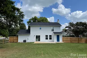 7211 Grassy Knob Ct, Charlotte, NC 28273 - Photo 3