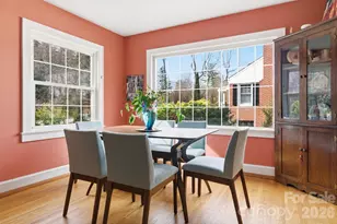 25 Bear Creek Rd, Asheville, NC 28806 - Photo 5