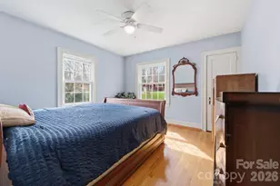 25 Bear Creek Rd, Asheville, NC 28806 - Photo 13