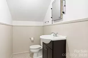 25 Bear Creek Rd, Asheville, NC 28806 - Photo 19