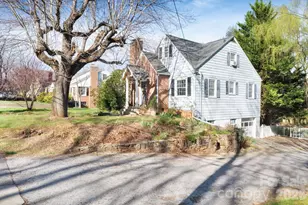 25 Bear Creek Rd, Asheville, NC 28806 - Photo 21