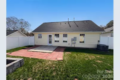 6028 Bradford Court, Dallas, NC 28034 - Photo 5