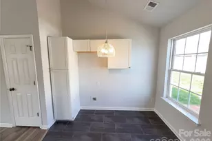 6028 Bradford Ct, Dallas, NC 28034 - Photo 9