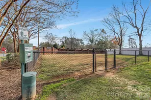 108 Lassiter Ct, Mount Holly, NC 28120 - Photo 17