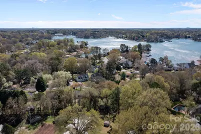 20837 Sierra Vista Drive, Cornelius, NC 28031 - Photo 5