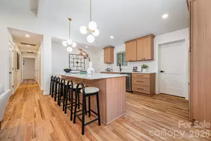 4042 Whipple Pl, Charlotte, NC 28215 - Photo 9