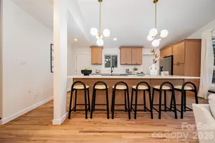 4042 Whipple Pl, Charlotte, NC 28215 - Photo 7