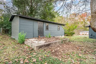 4042 Whipple Pl, Charlotte, NC 28215 - Photo 21