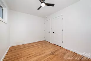 4042 Whipple Pl, Charlotte, NC 28215 - Photo 17