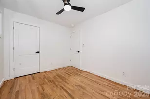 4042 Whipple Pl, Charlotte, NC 28215 - Photo 19