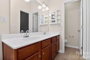 7022 Duchamp Dr, Charlotte, NC 28215 - Photo 11