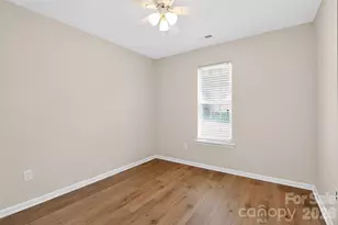 7022 Duchamp Dr, Charlotte, NC 28215 - Photo 25