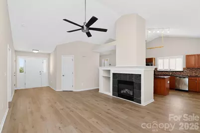 7022 Duchamp Drive, Charlotte, NC 28215 - Photo 5