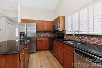 7022 Duchamp Drive, Charlotte, NC 28215 - Photo 17