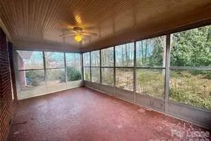 102 Ridge Dr, Stanley, NC 28164 - Photo 17