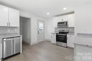 3609 Eastway Dr, Charlotte, NC 28205 - Photo 13