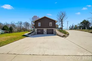 4716 Bert Huffman Dr, Granite Falls, NC 28630 - Photo 27