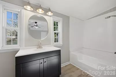 572 Fieldtop Drive, Winston Salem, NC 27107 - Photo 11