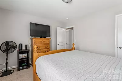 3896 Lake Breeze Drive, Sherrills Ford, NC 28673 - Photo 31