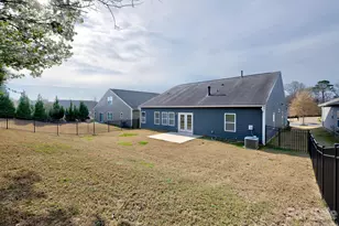 7308 Strawberry Fields Ln, Charlotte, NC 28278 - Photo 41