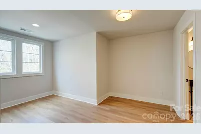 1352 Briar Creek Road, Charlotte, NC 28205 - Photo 25