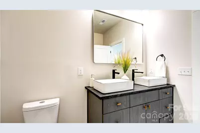 1352 Briar Creek Road, Charlotte, NC 28205 - Photo 17